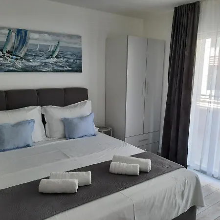 Filipetti Beachside Appartement